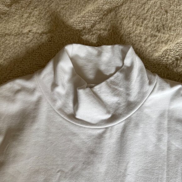 Abercrombie & Fitch Mock-Neck Long Sleeve Shirt - Picture 2 of 4